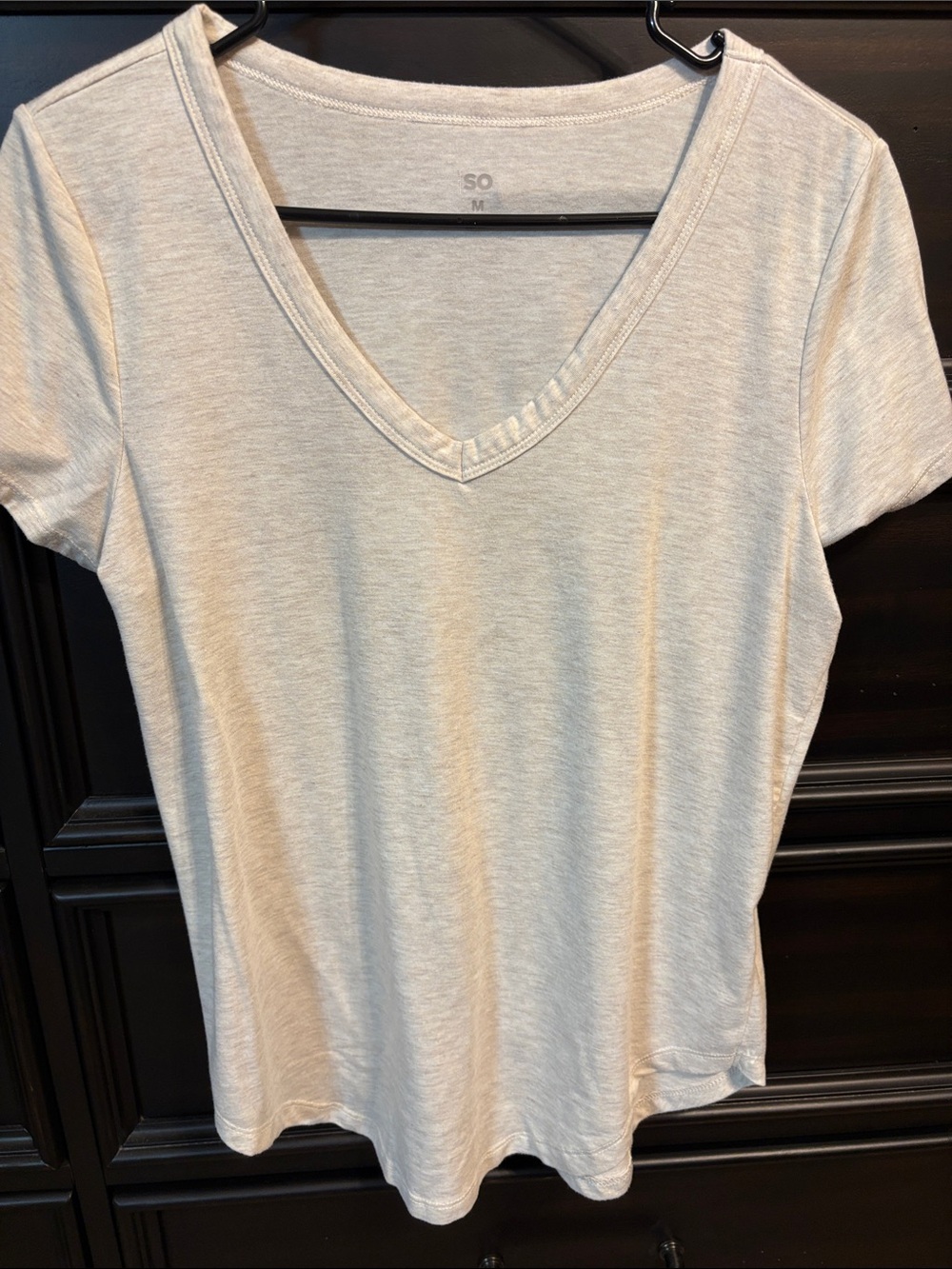 SO Women’s V-Neck Short Sleeve Tee - Cream